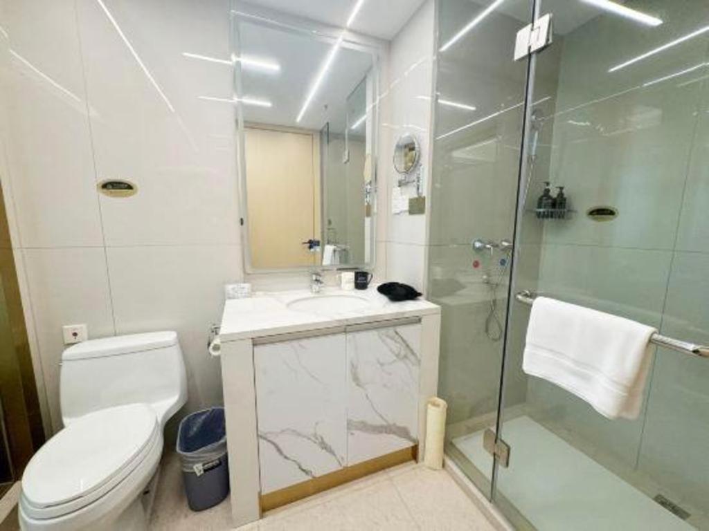 Howard Johnson By Wyndham Sunshine Plaza Ningbo Exterior foto